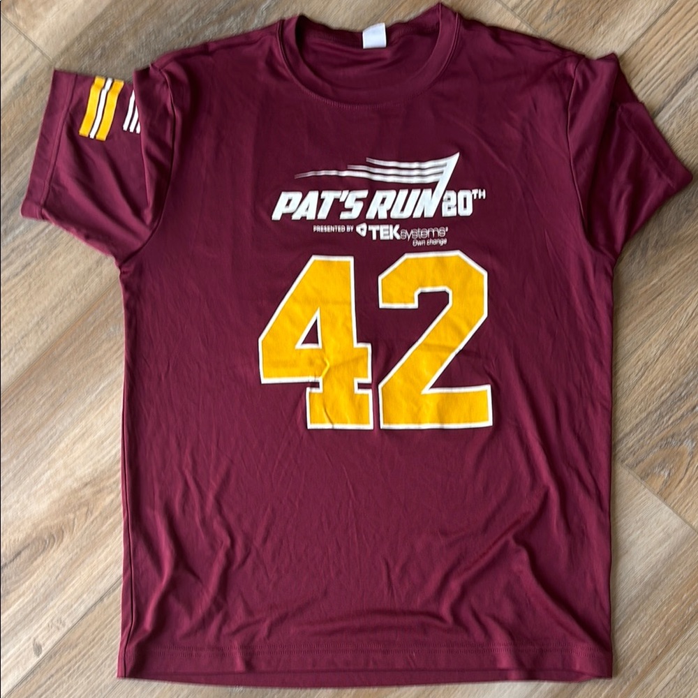 20th Anniversary Pat’s Run Short Sleeve Tee - Size M